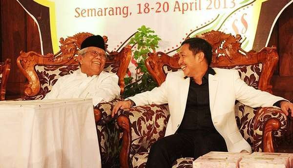 4 Cara PKS Melawan KPK 4 Cara PKS Melawan KPK