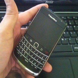 Pegadaian Tak Terima HP BlackBerry untuk Digadai Pegadaian Tak Terima HP BlackBerry untuk Digadai