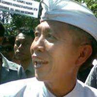 Pastika: Tunggu Hasil Perolehan Suara KPUD Bali Pastika: Tunggu Hasil Perolehan Suara KPUD Bali