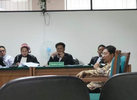 BBM dengan Elda Gunakan Kode \Hidup Putih\, Fathanah: Itu PKS BBM dengan Elda Gunakan Kode \Hidup Putih\, Fathanah: Itu PKS