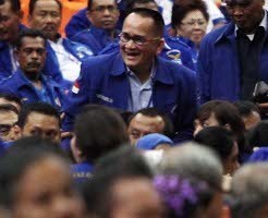 Ruhut: Terbukti PKS Tak Berani Keluar dari Koalisi Ruhut: Terbukti PKS Tak Berani Keluar dari Koalisi
