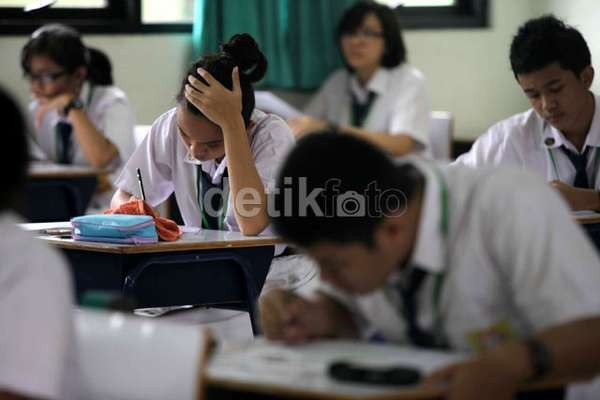 Hanya 11 Siswa SMP di Yogya yang Tidak Lulus UN Hanya 11 Siswa SMP di Yogya yang Tidak Lulus UN