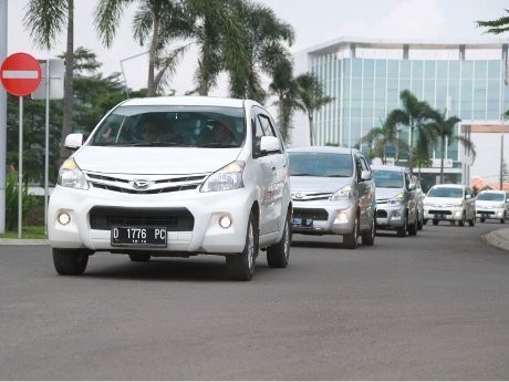 48 Unit Daihatsu Jadi Operasional Tour de Singkarak 2013 48 Unit Daihatsu Jadi Operasional Tour de Singkarak 2013