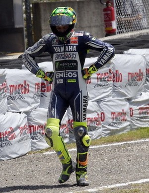 Crash di Mugello Bikin Rossi Kecewa Crash di Mugello Bikin Rossi Kecewa