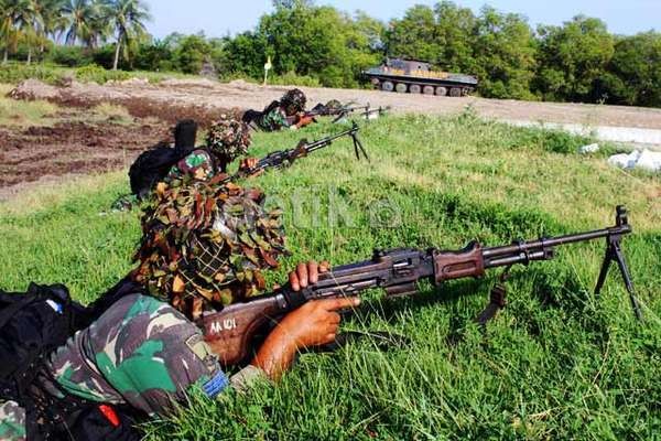 TNI dan Tentara Malaysia Latihan Bersama Tangani Terorisme di Medan TNI dan Tentara Malaysia Latihan Bersama Tangani Terorisme di Medan