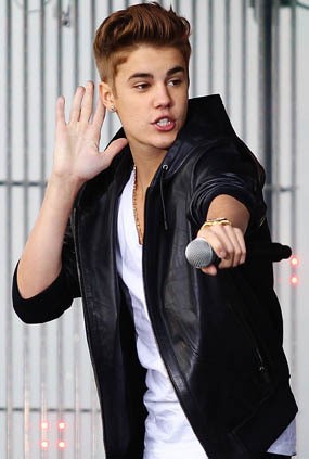 Masih di Bawah Umur, Justin Bieber Diusir dari Klub Malam Masih di Bawah Umur, Justin Bieber Diusir dari Klub Malam
