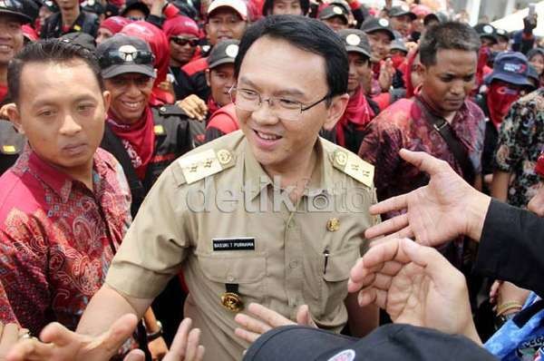 Ahok: Sekarang Kami yang Atur Arus Kendaraan di Pasar Minggu & Tanah Abang Ahok: Sekarang Kami yang Atur Arus Kendaraan di Pasar Minggu & Tanah Abang