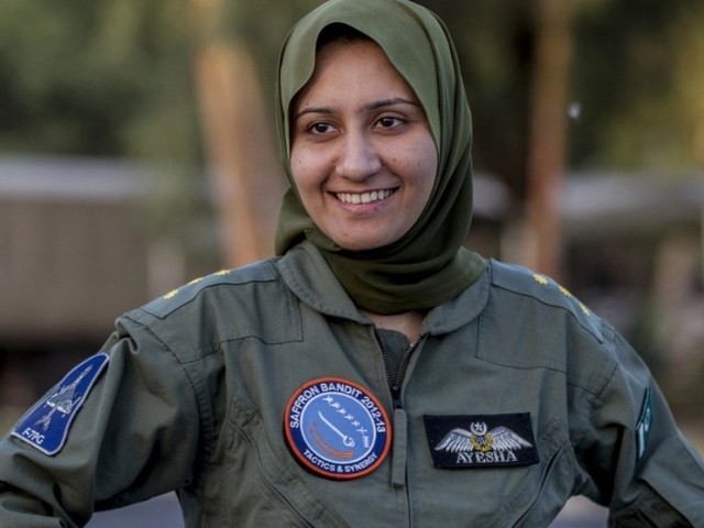 Ayesha Farooq, Pilot Jet Tempur Perempuan Pertama di Pakistan dan Berjilbab Ayesha Farooq, Pilot Jet Tempur Perempuan Pertama di Pakistan dan Berjilbab
