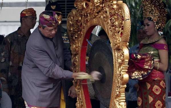 Buka Pesta Kesenian Bali ke-35, SBY: Kami Bangga Kepada Masyarakat Bali Buka Pesta Kesenian Bali ke-35, SBY: Kami Bangga Kepada Masyarakat Bali