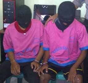 Dicekoki Pil Koplo, Gadis 16 Tahun Diperkosa Bergiliran Dicekoki Pil Koplo, Gadis 16 Tahun Diperkosa Bergiliran