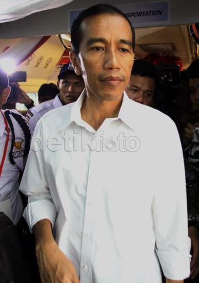 Jokowi Telah Siapkan Kuda untuk Ditunggangi di Jakarnaval Besok Jokowi Telah Siapkan Kuda untuk Ditunggangi di Jakarnaval Besok