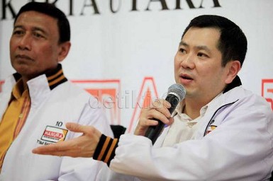 Bawaslu Kaji Pelanggaran Kampanye Deklarasi Capres Wiranto-HT Bawaslu Kaji Pelanggaran Kampanye Deklarasi Capres Wiranto-HT
