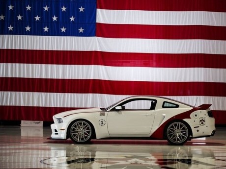 Ford Mustang Ini Terinspirasi Pesawat Jet F-16 Ford Mustang Ini Terinspirasi Pesawat Jet F-16