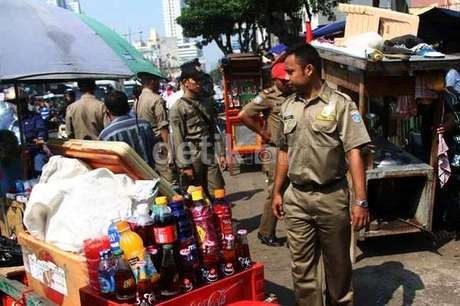 Relokasi PKL Tanah Abang, Jokowi: Biar Dipakai yang Lain, Bagi-bagilah Relokasi PKL Tanah Abang, Jokowi: Biar Dipakai yang Lain, Bagi-bagilah