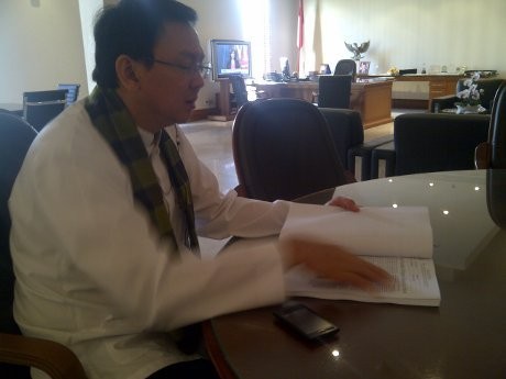 Ahok Sindir PKL Tanah Abang yang Nakal: Kalau Mau Enak Dagang di HI Ahok Sindir PKL Tanah Abang yang Nakal: Kalau Mau Enak Dagang di HI