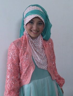Fatin: Sekarang Berasa Artis Aja! Fatin: Sekarang Berasa Artis Aja!