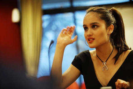 Dekati Cinta Laura, Raffi Ahmad Malu Dibongkar Soimah Dekati Cinta Laura, Raffi Ahmad Malu Dibongkar Soimah