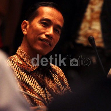Survei SSSG: Elektabilitas Jokowi Tembus 45% Survei SSSG: Elektabilitas Jokowi Tembus 45%