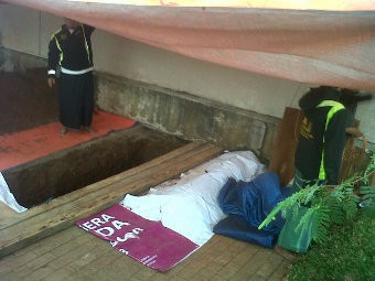 Makam Habib Munzir Disiapkan di Pemakaman Habib Kuncung Kalibata Makam Habib Munzir Disiapkan di Pemakaman Habib Kuncung Kalibata