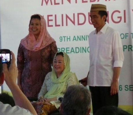 Jokowi: Ada yang Bilang Wajah Ndeso, Lalu Mirip Estrada. Yang Benar Mana? Jokowi: Ada yang Bilang Wajah Ndeso, Lalu Mirip Estrada. Yang Benar Mana?