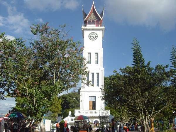 Jam Gadang, landmark terkenal dari Bukittinggi (Putri/detikTravel) Jam Gadang, landmark terkenal dari Bukittinggi (Putri/detikTravel)