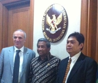 Temui Mendikbud, GM Garry Kasparov Imbau Catur Jadi Ekskul Sekolah Temui Mendikbud, GM Garry Kasparov Imbau Catur Jadi Ekskul Sekolah
