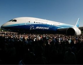 Maskapai Timur Tengah Borong Airbus dan Boeing Rp 1.415 Triliun Maskapai Timur Tengah Borong Airbus dan Boeing Rp 1.415 Triliun