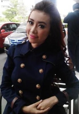 Pacar Baby Sexyola Langsung Cek YouTube soal Isu Video Seks dengan Enji Pacar Baby Sexyola Langsung Cek YouTube soal Isu Video Seks dengan Enji