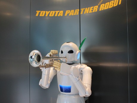 Robot Toyota (syu/detikINET) Robot Toyota (syu/detikINET)
