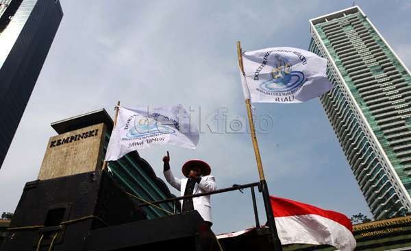 Dukung dr Ayu, Dokter Indonesia Bersatu Aksi di Bundaran HI 27 November Dukung dr Ayu, Dokter Indonesia Bersatu Aksi di Bundaran HI 27 November