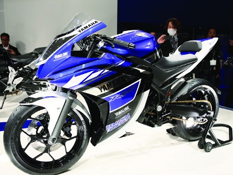 Yamaha R25 Masih Dikembangkan Sebelum Diluncurkan di Indonesia Yamaha R25 Masih Dikembangkan Sebelum Diluncurkan di Indonesia