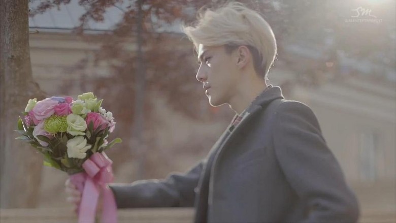 EXO Nyanyikan Lagu Galau Lewat \Miracles in December\ EXO Nyanyikan Lagu Galau Lewat \Miracles in December\