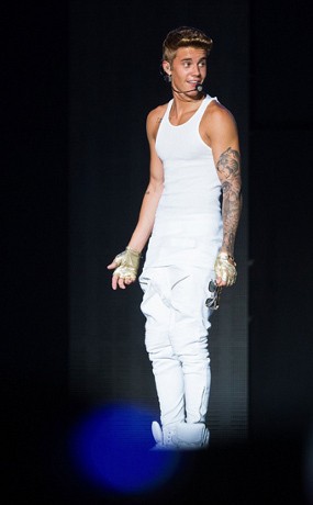 Justin Bieber, Bintang YouTube yang \Berakhir\ di Twitter Justin Bieber, Bintang YouTube yang \Berakhir\ di Twitter