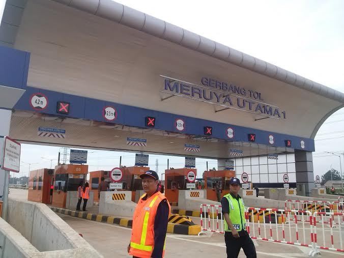 Gratis, Tol Kebun Jeruk-Ciledug Bisa Dilintasi Mulai 06.00 Pagi Tadi Gratis, Tol Kebun Jeruk-Ciledug Bisa Dilintasi Mulai 06.00 Pagi Tadi