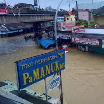 Pantura Masih Macet, Pengendara Terjebak di Jalur Alternatif Pantura Masih Macet, Pengendara Terjebak di Jalur Alternatif