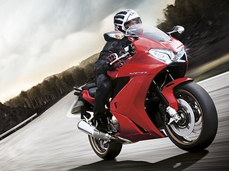 Honda, Tolong Bawa Moge VFR800F! Honda, Tolong Bawa Moge VFR800F!