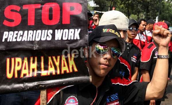 Selain Uang Pijat Refleksi, Buruh Juga Minta Uang Kondangan