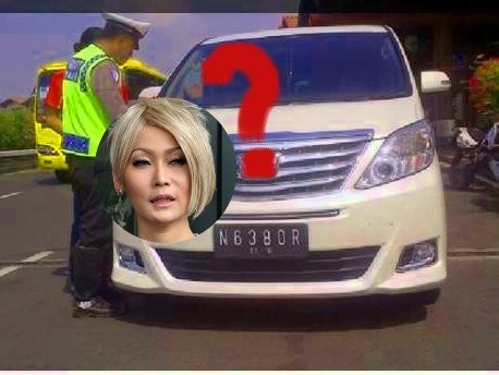 Alphard Ngebor yang Kena Razia Milik Inul Daratista? Alphard Ngebor yang Kena Razia Milik Inul Daratista?