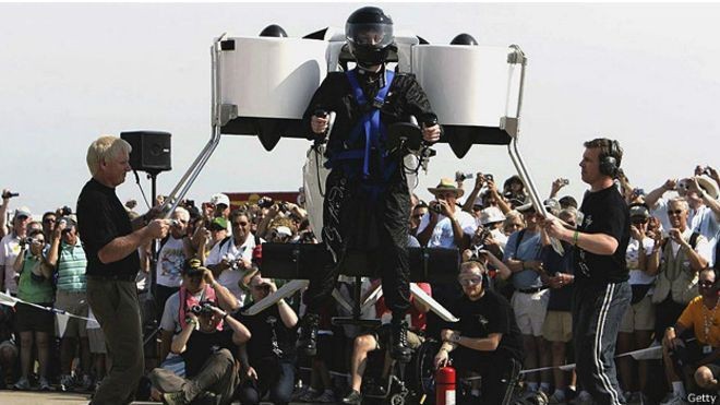 Sepeda hingga Terbang dengan Jetpack untuk Atasi Kemacetan Kota Sepeda hingga Terbang dengan Jetpack untuk Atasi Kemacetan Kota