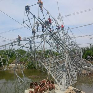 Mapolsek Uluere di Bantaeng Dirusak Warga