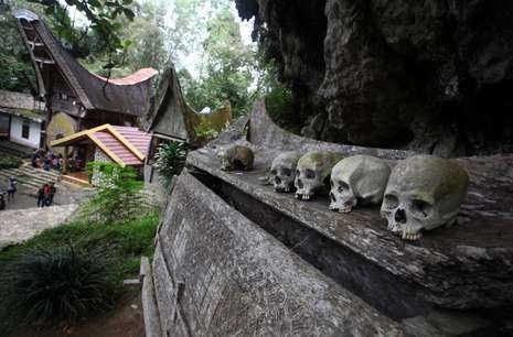 Wae Rebo & 4 Desa Cantik Paling Fotogenik di Indonesia