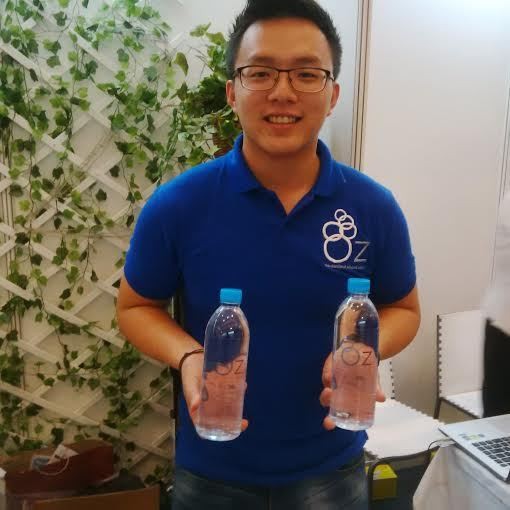 Umur Masih 21 Tahun Sudah Berani Bikin Pabrik Air Minum Umur Masih 21 Tahun Sudah Berani Bikin Pabrik Air Minum