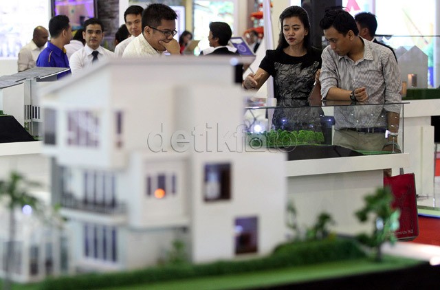 Gaji UMR dan Usia 20-an Bisa Beli Rumah, Caranya? Gaji UMR dan Usia 20-an Bisa Beli Rumah, Caranya?