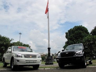 Esemka Sebaiknya Tak Bersaing dengan Model Global Esemka Sebaiknya Tak Bersaing dengan Model Global