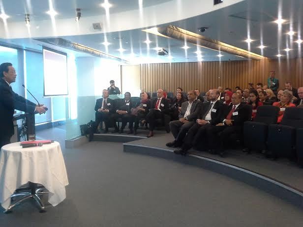 Sultan Yogya Promosi Investasi ke Australia Sultan Yogya Promosi Investasi ke Australia