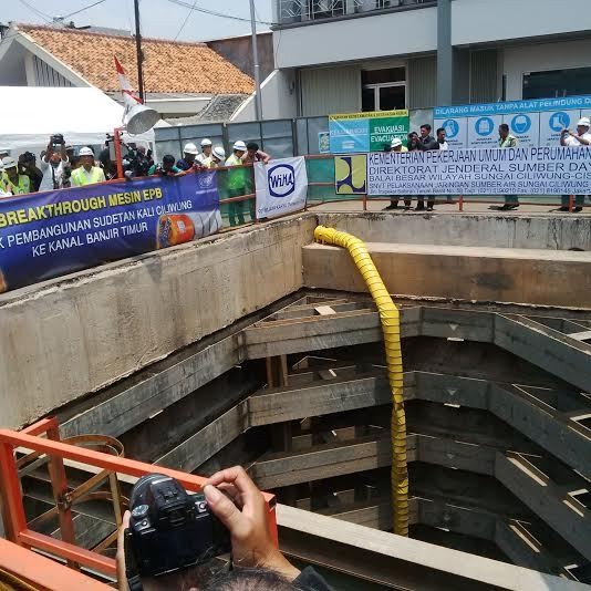 Kena Gusur Proyek Terowongan Sodetan Ciliwung, Warga Pindah ke Rusun Kena Gusur Proyek Terowongan Sodetan Ciliwung, Warga Pindah ke Rusun