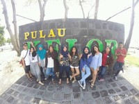 Jangan lupa foto di Pulau Kelor Jangan lupa foto di Pulau Kelor