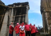Foto bahagia di Tebing Breksi Foto bahagia di Tebing Breksi