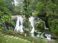 Curug utama di Maribaya Curug utama di Maribaya