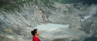 Keindahan Kawah Ratu bisa langsung dinikmati dari bibir kawah Keindahan Kawah Ratu bisa langsung dinikmati dari bibir kawah